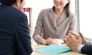 造園の打ち合わせの模様